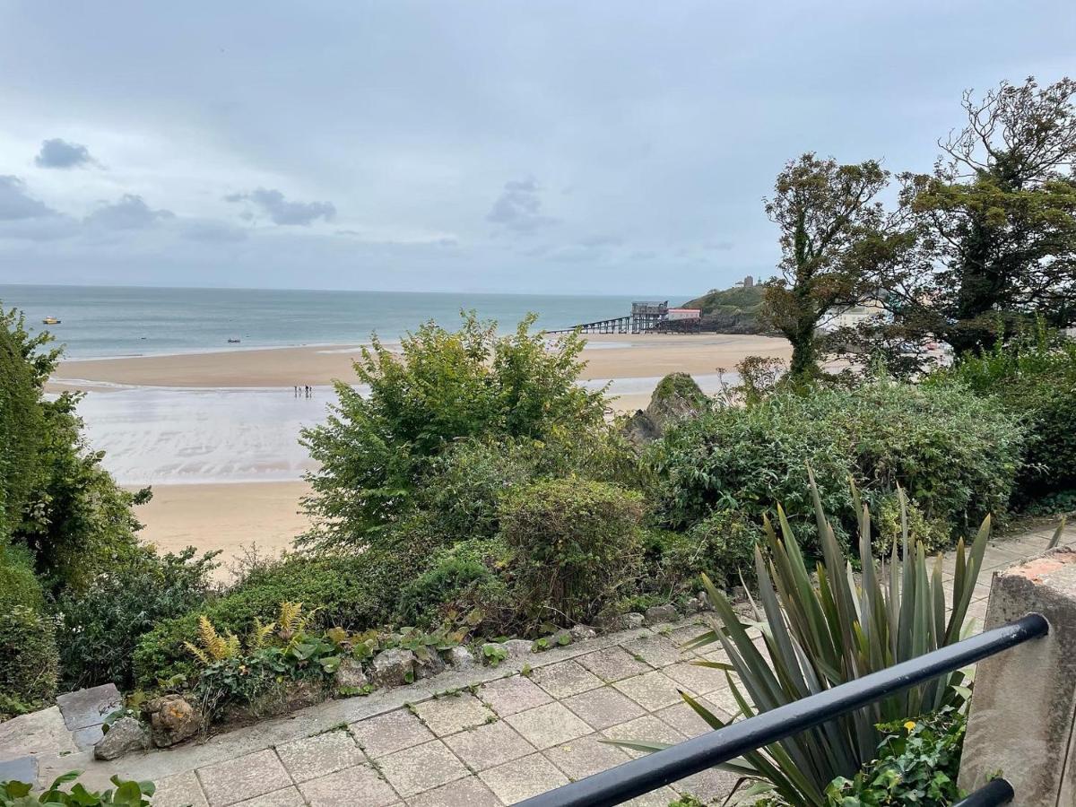 Newton Croft Tenby Overlooking North Beach Apartment Exterior photo